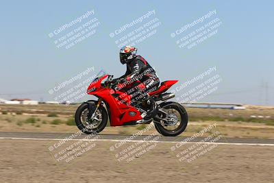 media/Oct-06-2025-2WTD (Mon) [[90522c3a0b]]/B Group/1220pm (Wheelie Bump)/